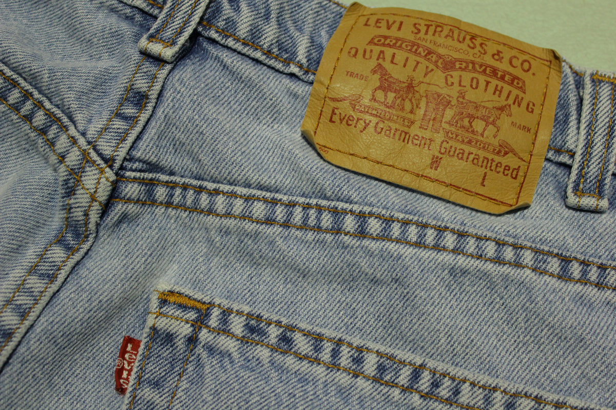 Levis 554 38955-0703 Vintage 90's Faded Blue Mom Jean Shorts