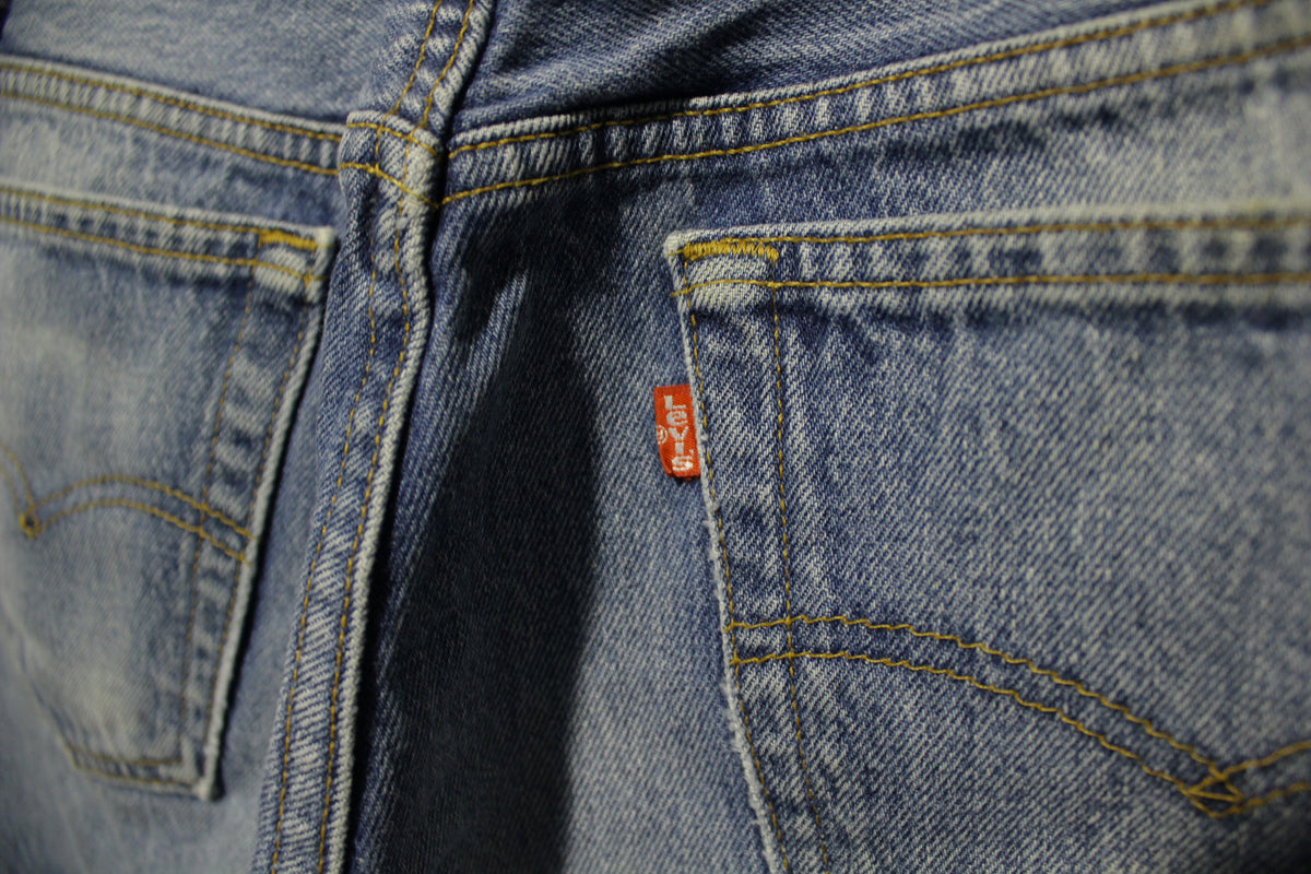 80s Levis 501 Vtg Button Fly Jeans USA Made Faded Distressed Denim Wallet Mark