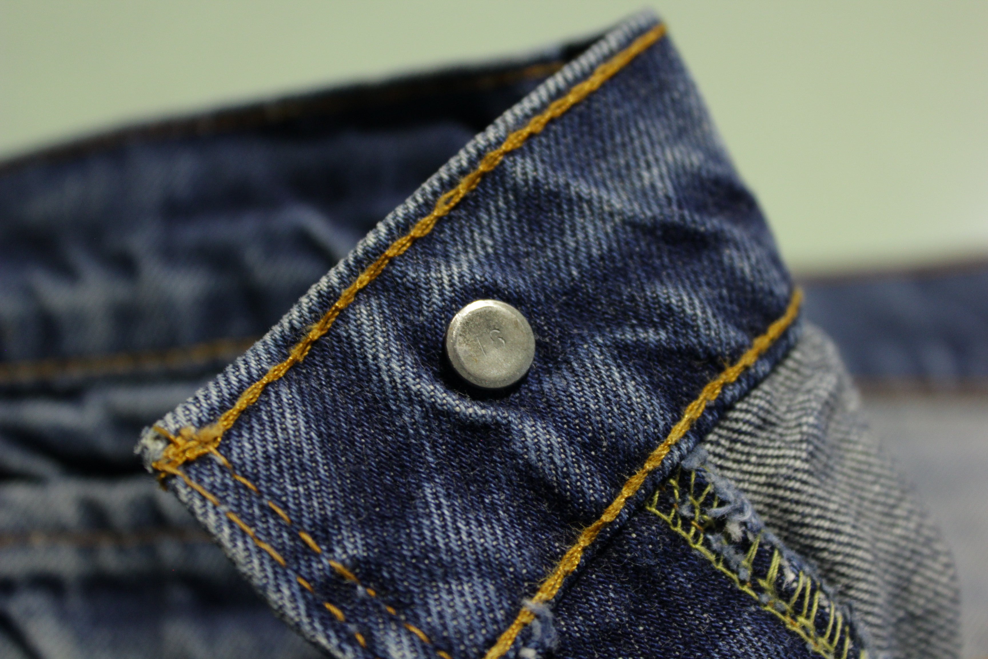 Levis 505-0217 Vintage Big E 60s Selvedge Denim Jeans 505 Made in USA  Single Stitch