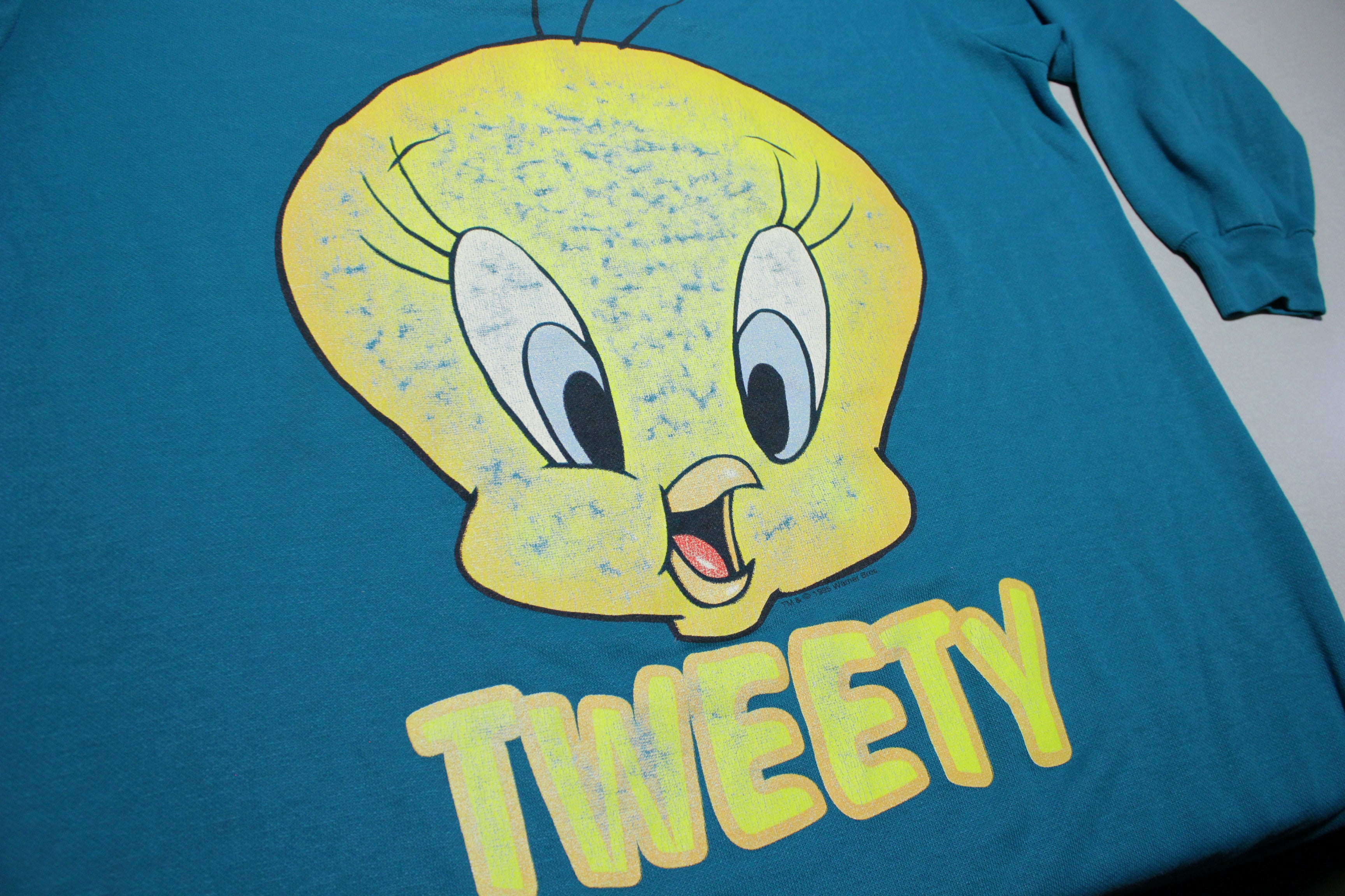 90s Tweety Bird Long Sleeve Tee - XS to Small – Flying Apple Vintage