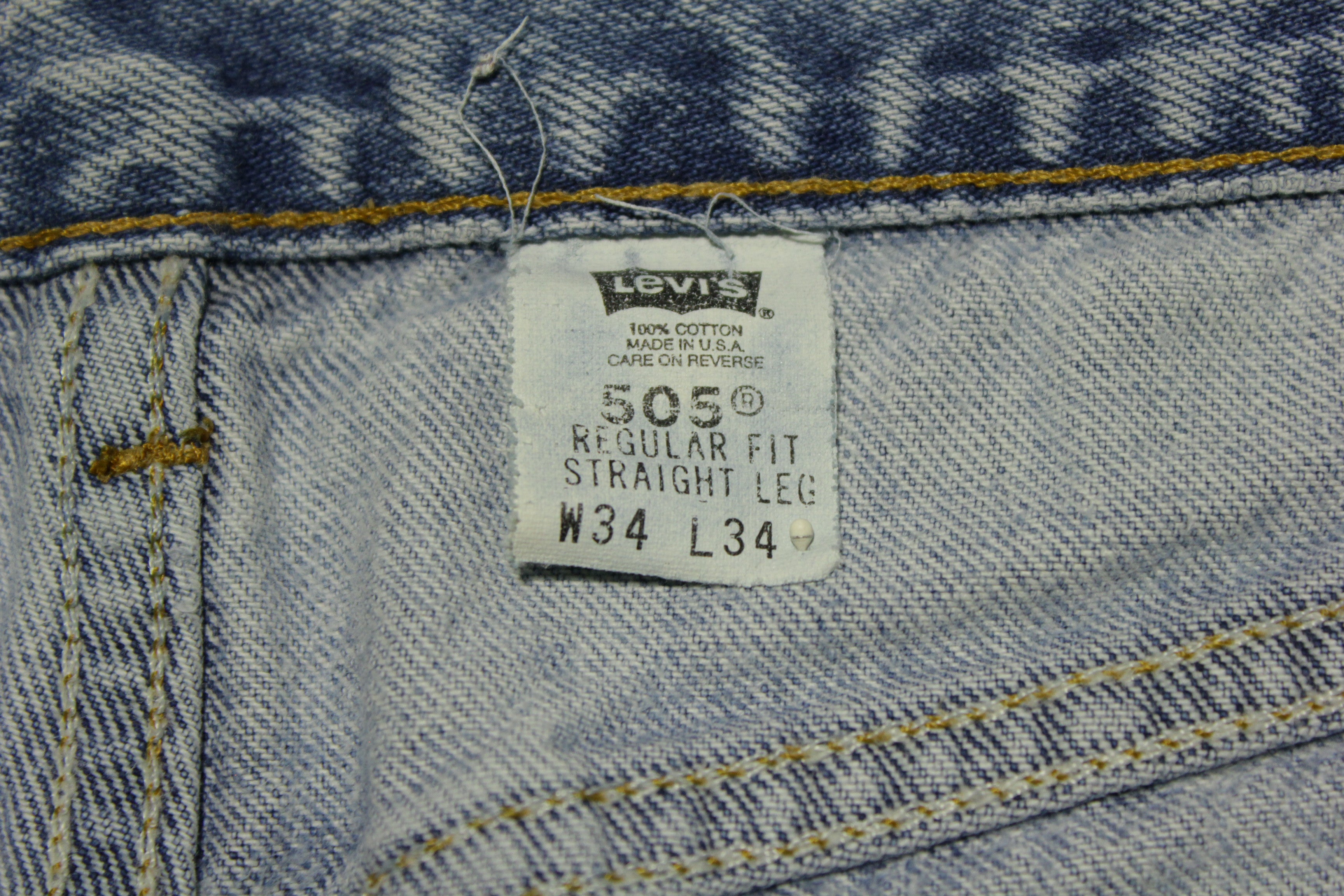 Levis 505 90s Red Tag Made in USA Vintage Blue Denim Jeans 32x33