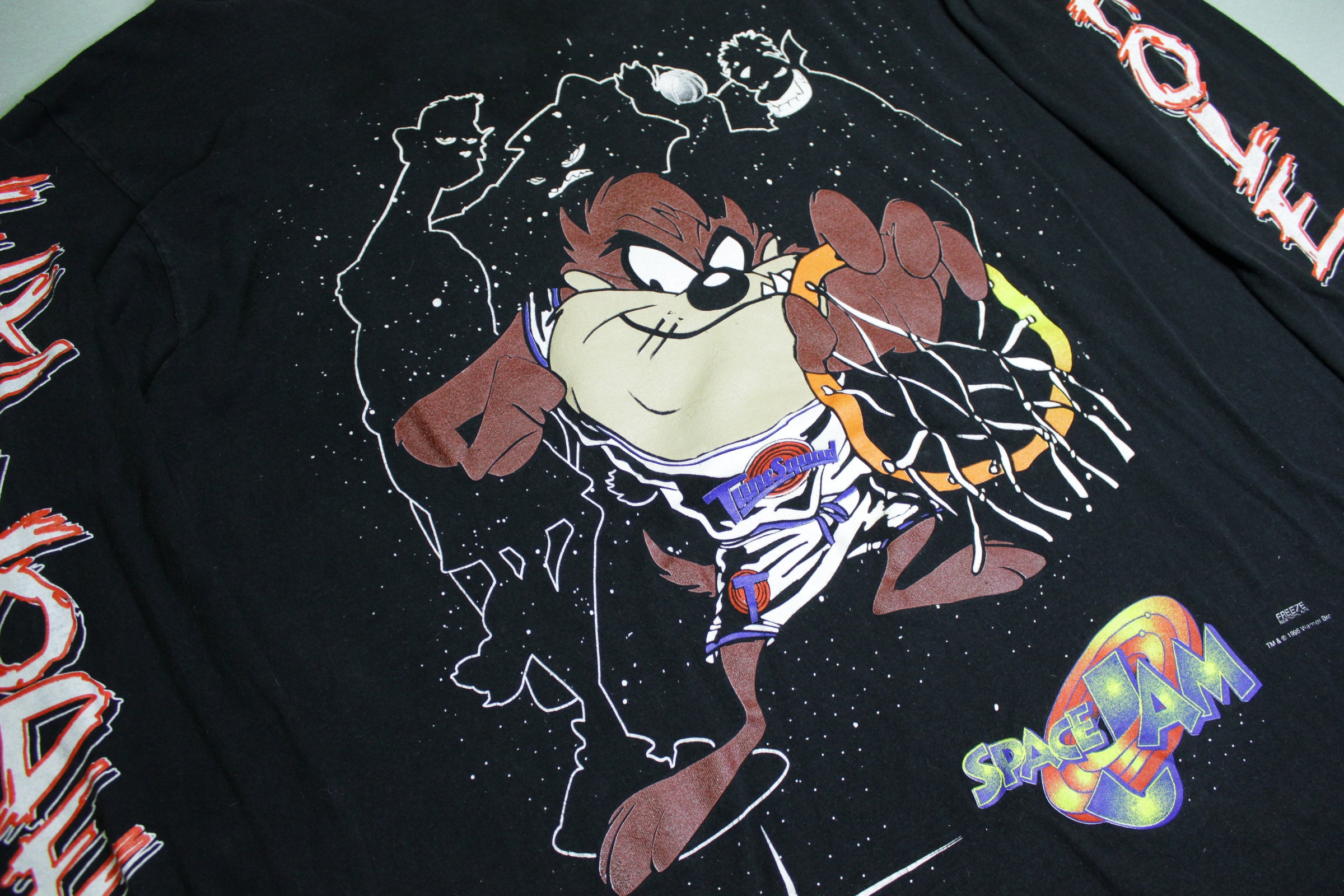 Looney Tunes Shirt Medium 90s Bugs Bunny Taz Space Jam