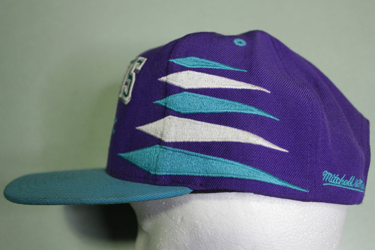 Mitchell & Ness Charlotte Hornets Purple Cord Hardwood Classic Snapback Hat