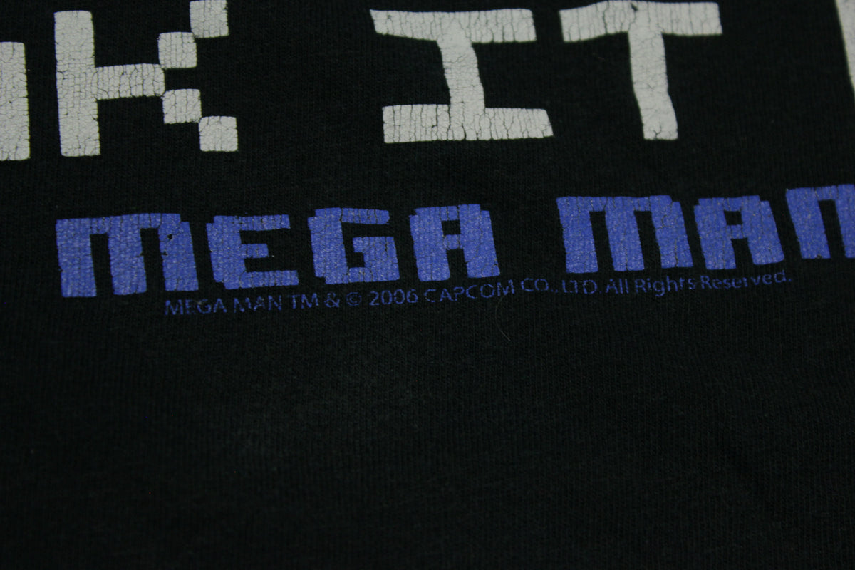Mega Man Nintendo Capcom Vintage Break It Down 2006 00s Video Game T-Shirt