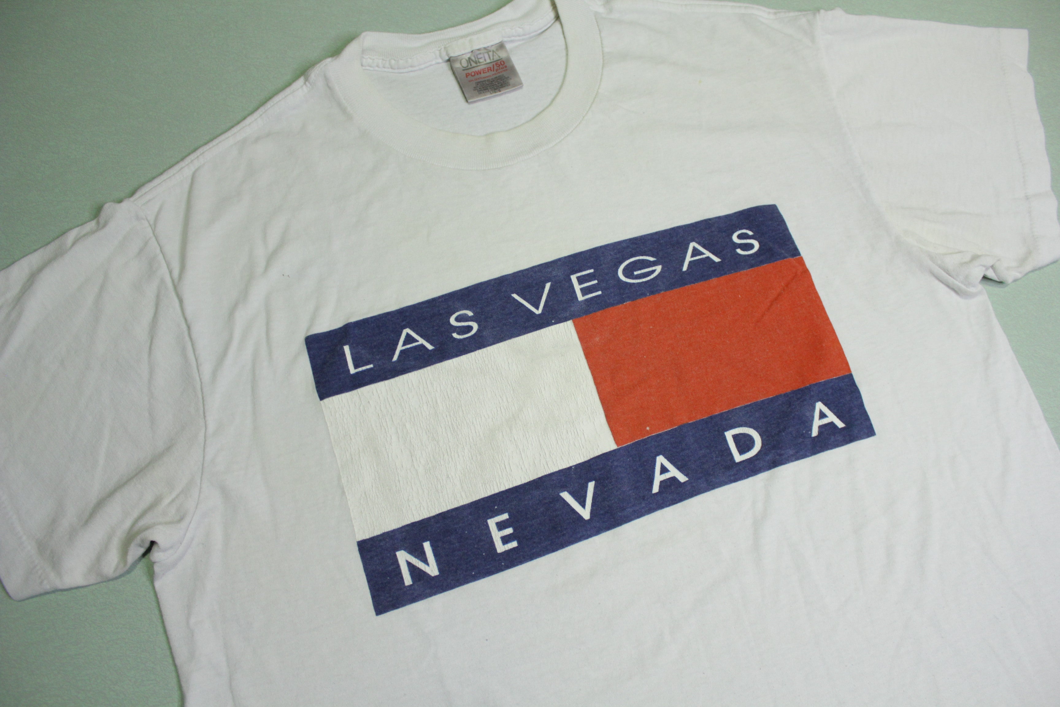 Tommy hilfiger 90s sales logo t shirt