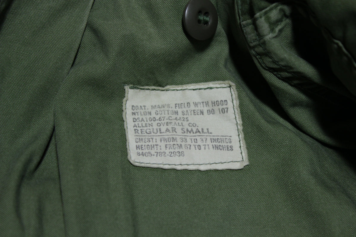 M-65 Vintage 1967 60s Vietnam War US Army Field Jacket W/ Hood Allen Overall Reg Small