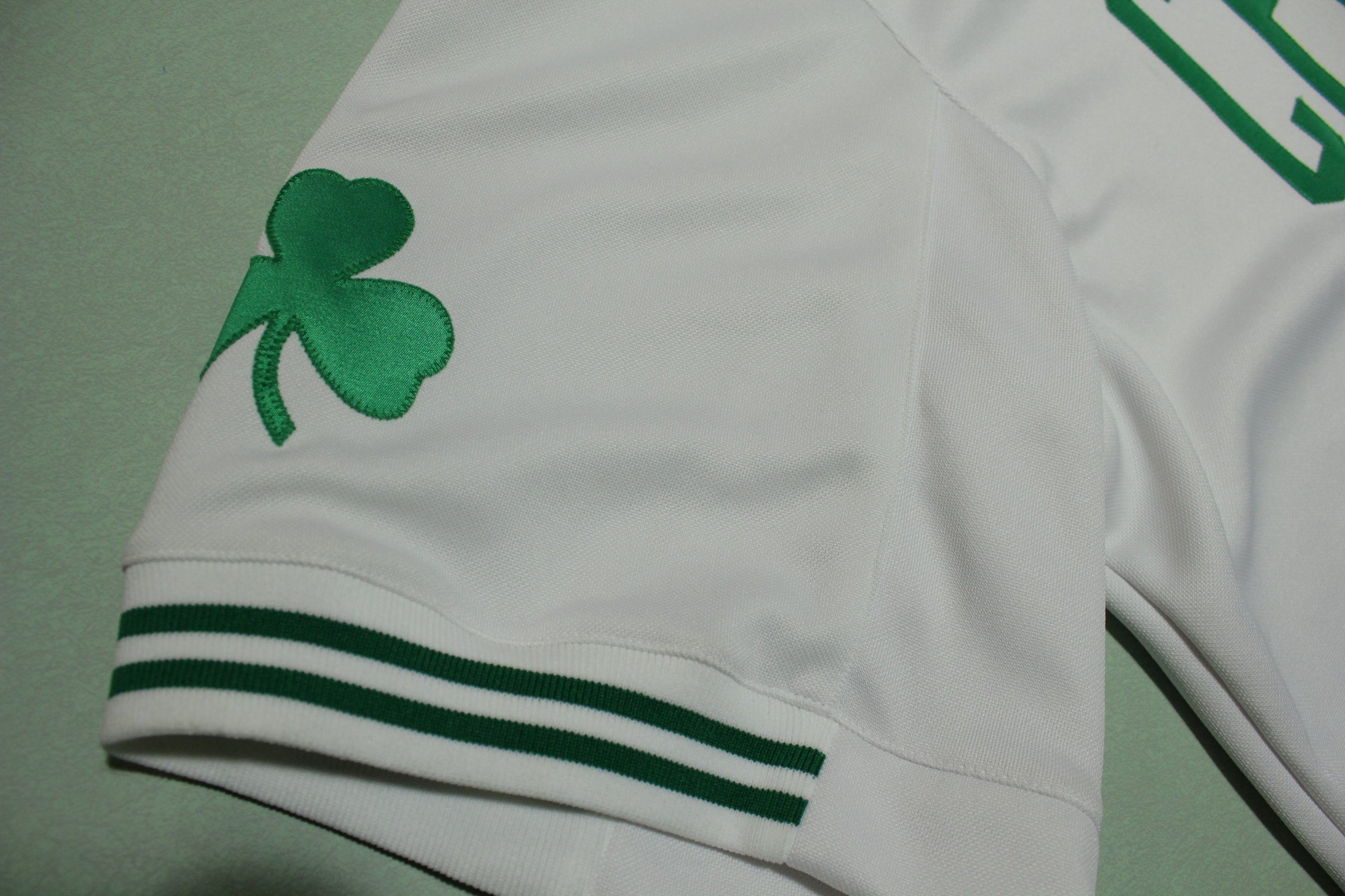 Vintage 90s Nike Team Boston Celtics Long Sleeve Shirt Stitched