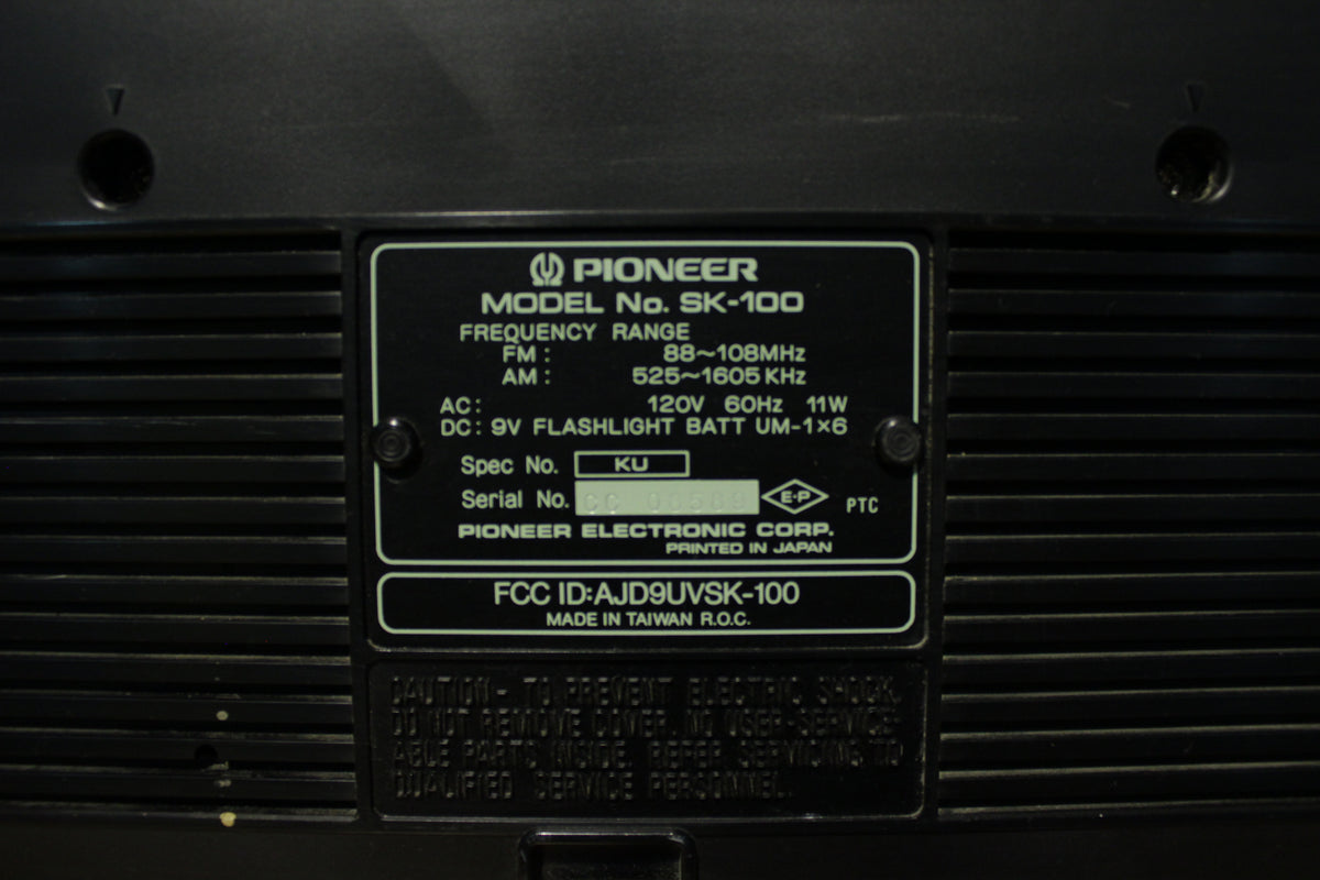 Pioneer SK-100 80s Portable Stereo Radio Cassette Player Boombox Ghetto Blaster