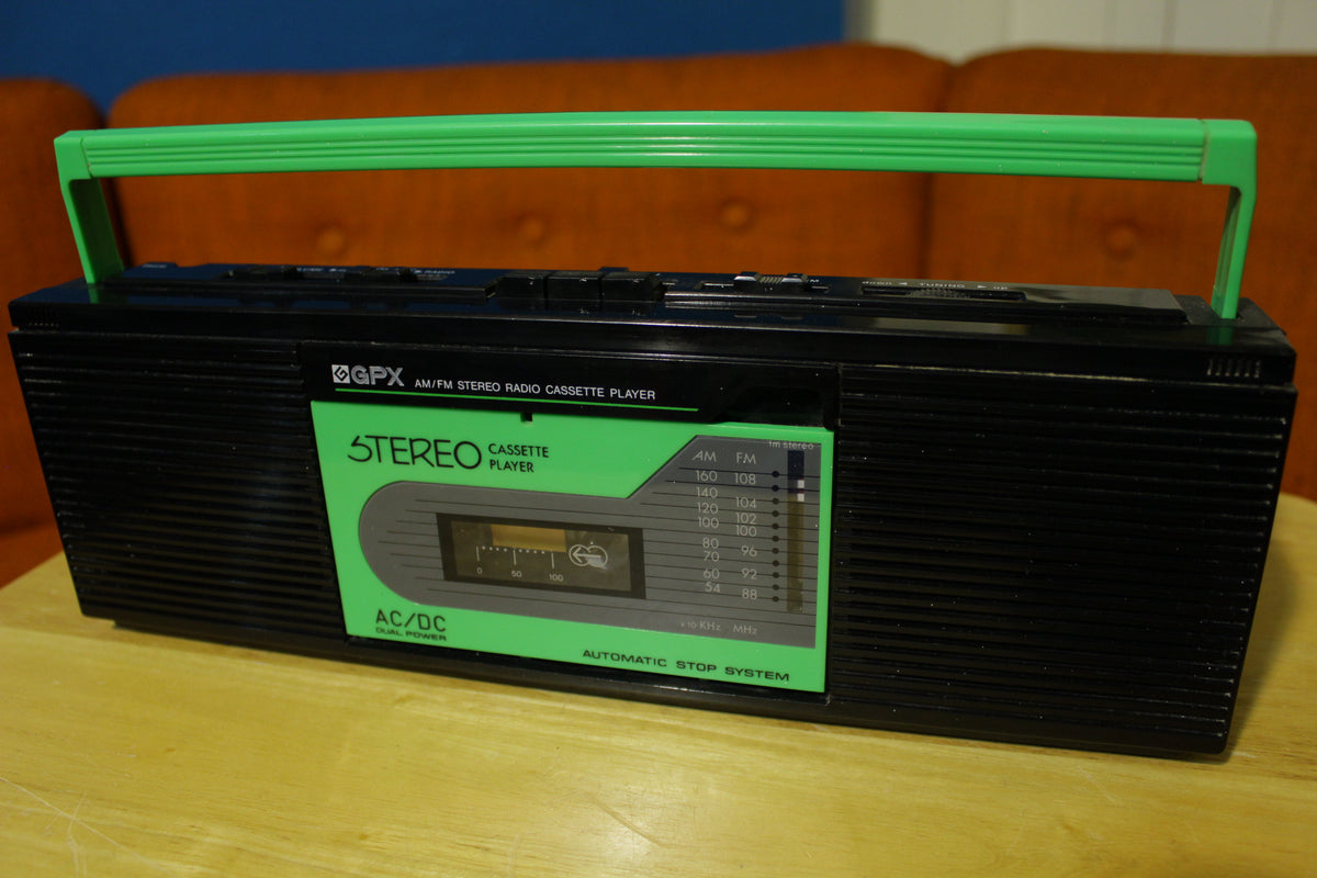 Gran Prix GPX C450 Cassette Radio Old School 90's Fluorescent Green Boombox
